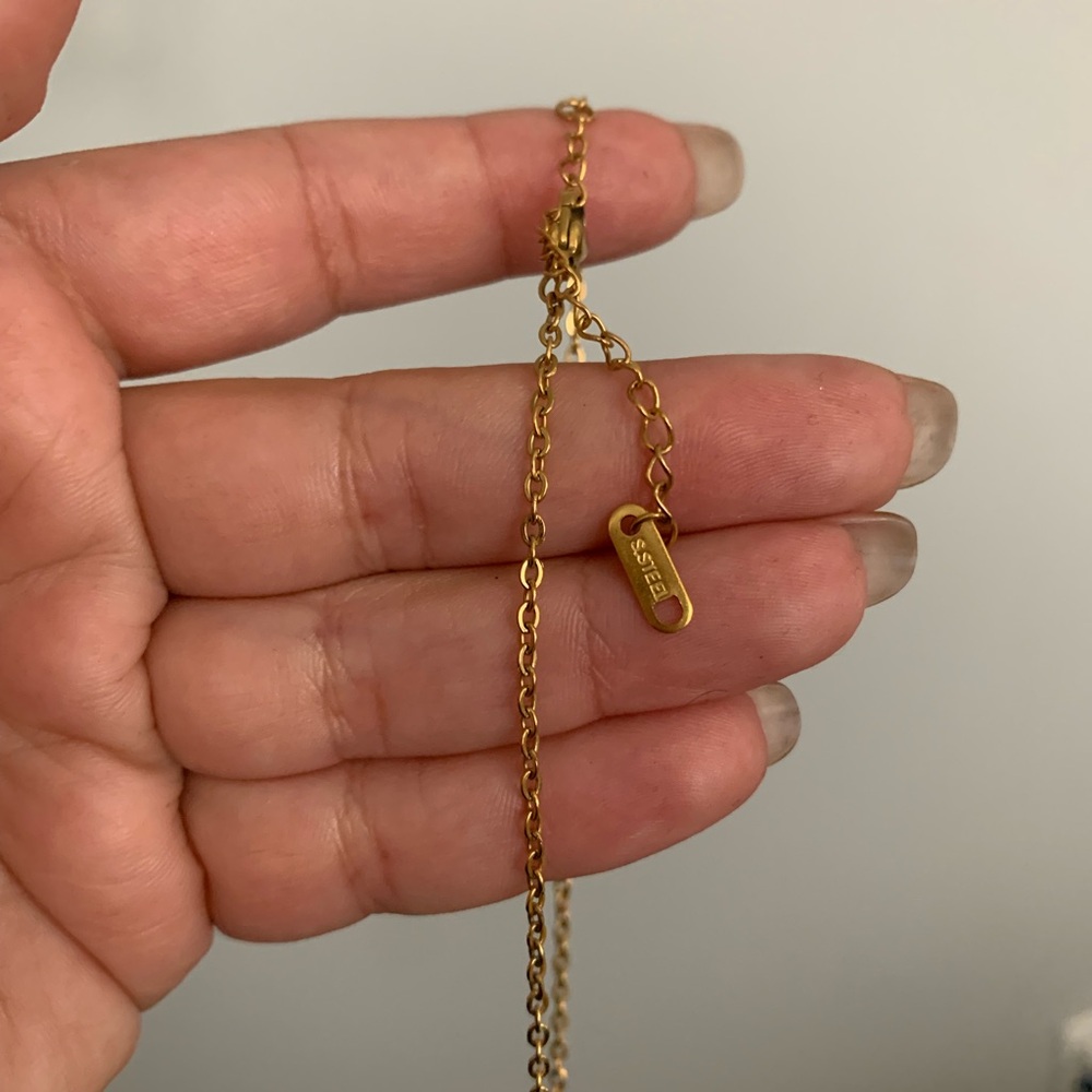 Simulated jade teardrop pendant necklace - Picture 4 of 4